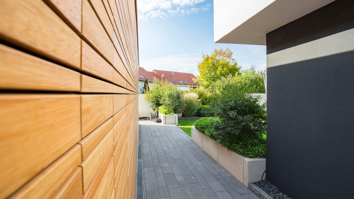 06_einfamilienhaus_in_magdeburg_bauhaus_mit_kamin.jpg